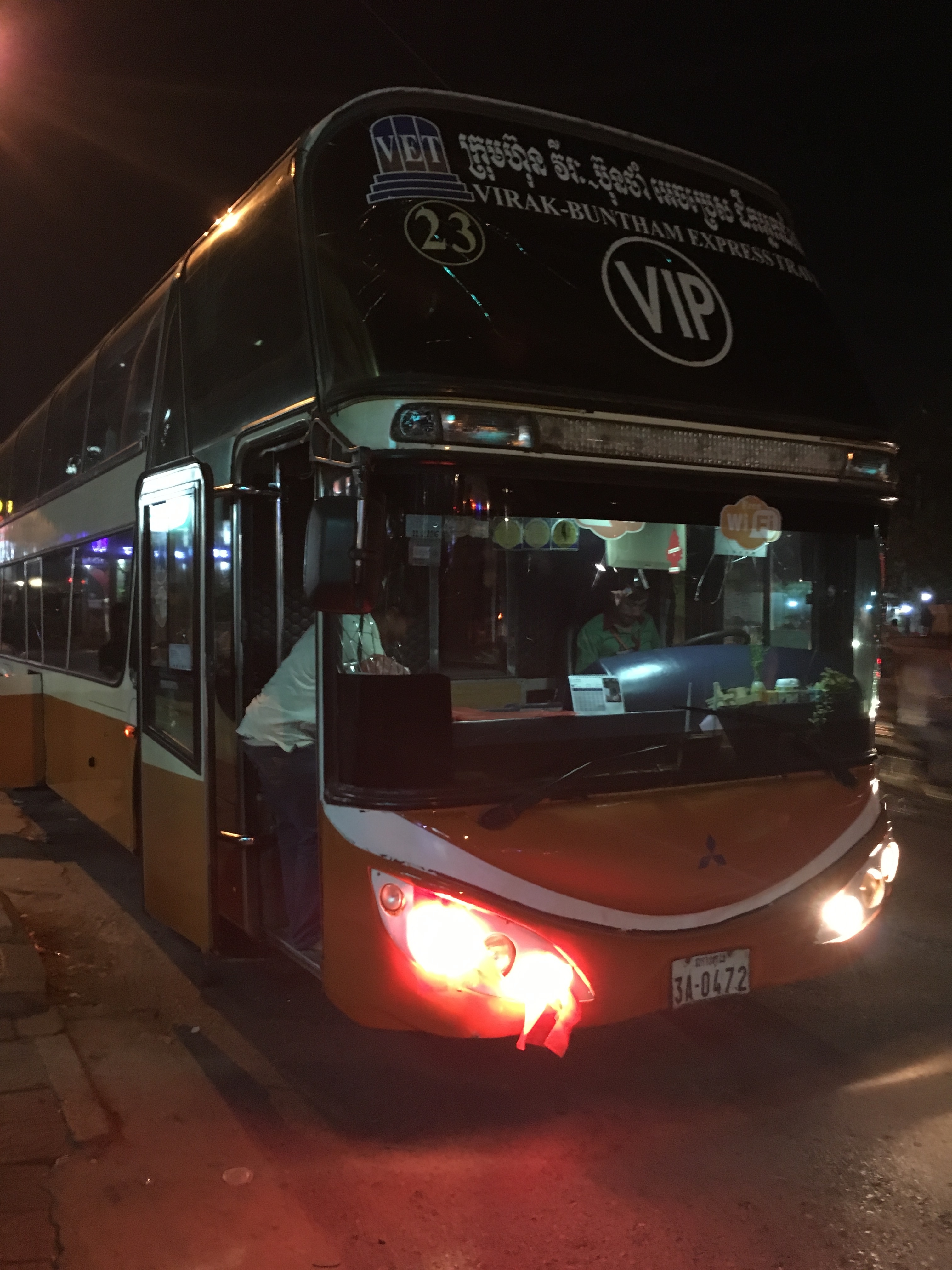 シェムリアップで乗り込んだVirak Buntham ExpressのVIP夜行バス